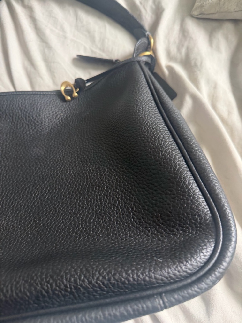 Coach Cary Black Pebbled Leather Shoulder Bag with Gold Hardware - Picture 5 of 11
